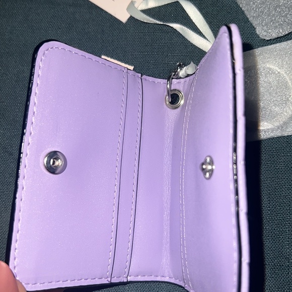 Victoria’s Secret foldover card holder - Picture 4 of 4